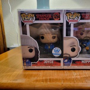 Stranger Things Joyce and Hopper (Russia) Funko Shop Exclusive Funko Pop